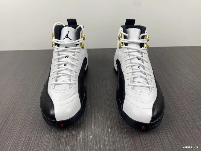 One Kick 130690-125 Taxi 12 Jordan (2013) Retro 0716